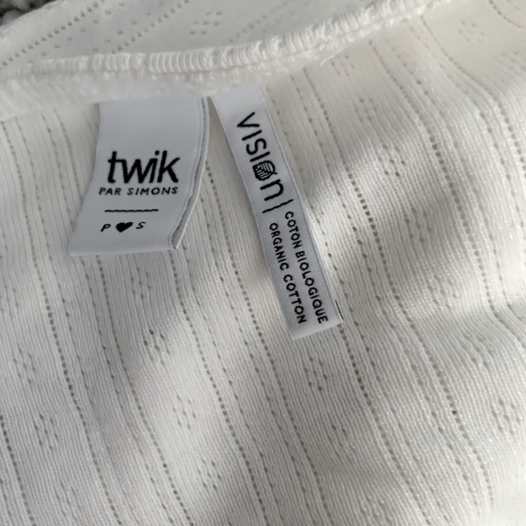 Simons long sleeve shirt (can be used as a sweater) size small - Picture 3 of 3